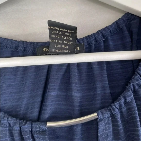 Susan Lawrence Top Sleeveless Navy Blue Size XL Metal Detail on the neck - Picture 4 of 8